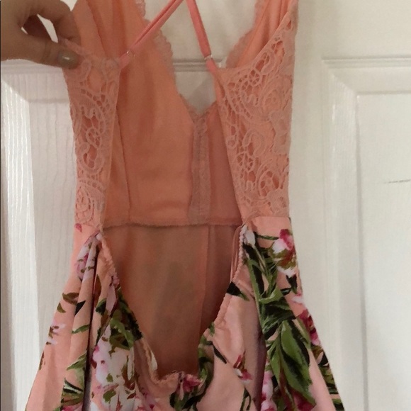 Floral romper - Picture 7 of 7